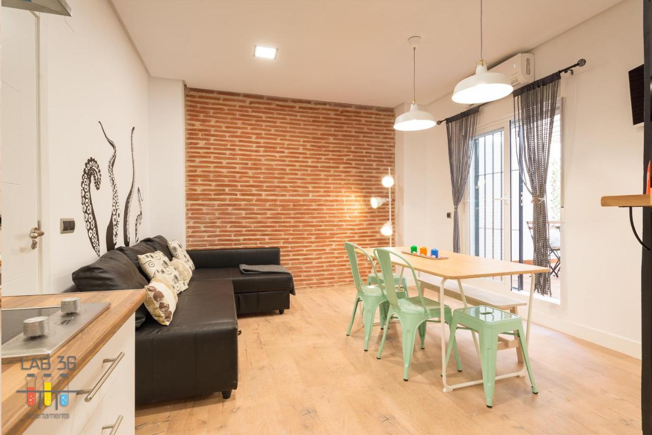 Lab 36 Apartaments Malaga Bagian luar foto